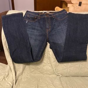 Woman’s Levi 505 jeans